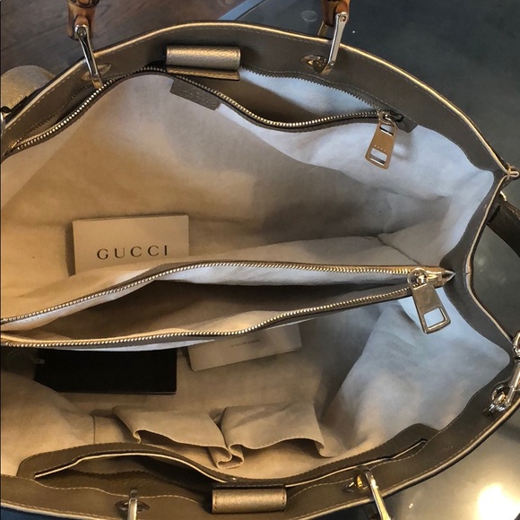 Large Gold Gucci Tote Bag - Picture 2 of 4